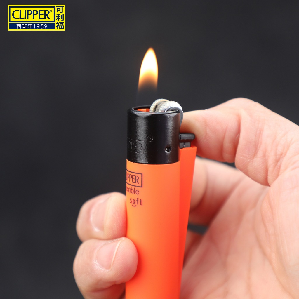 Korek Clipper Reusable Soft Korek Api Roda Gas Api Lilin Annur