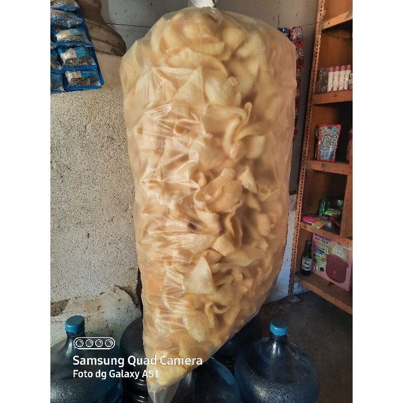 

krupuk rambak kerbau sudah matang sia saji 1/2kg