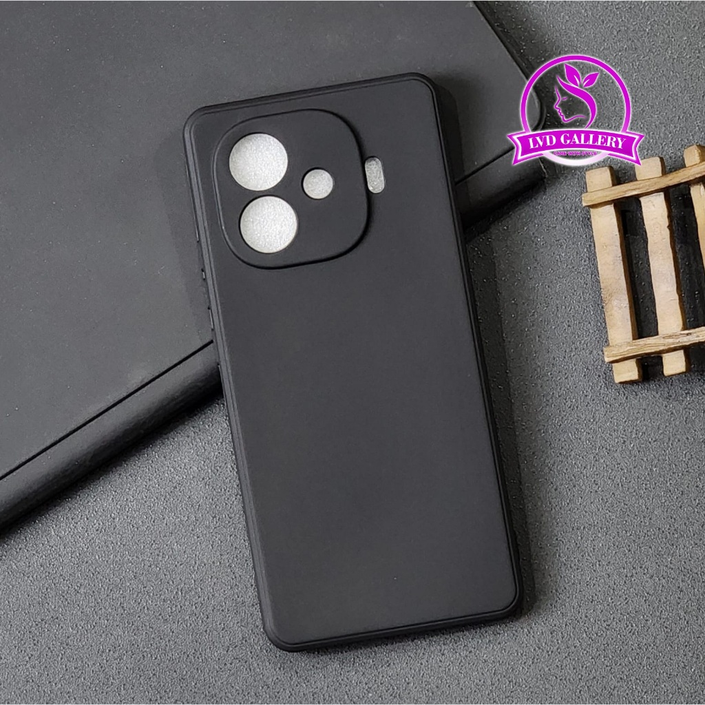 Iqoo Z9 5G Iqoo Z7 Iqoo Z7X liquid Silicone / Macaron Square Color Black Case Iqoo Z9 5G Iqoo Z7 Iqo