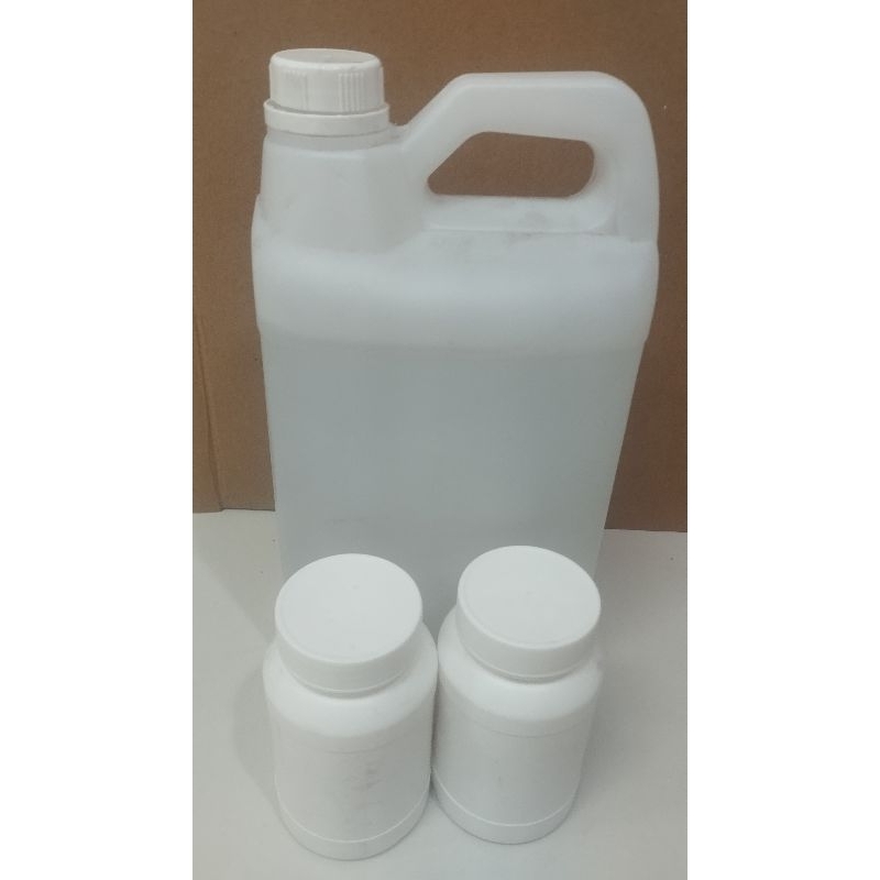 

Resin acrylic dan pigment putih