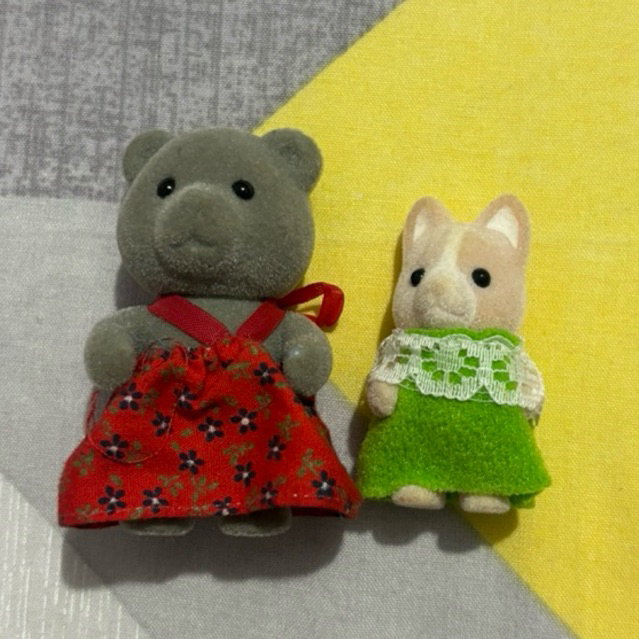 preloved sylvanian families bear and dog