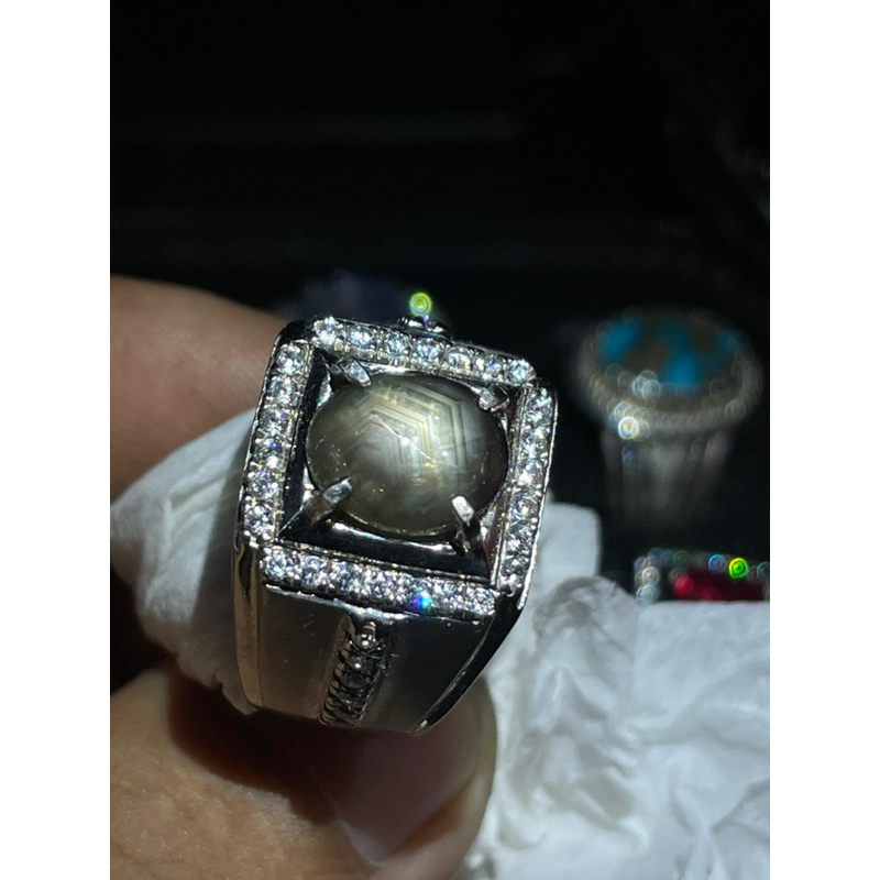 natural black safir star