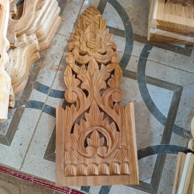 ukiran tempel Soko joglo 16