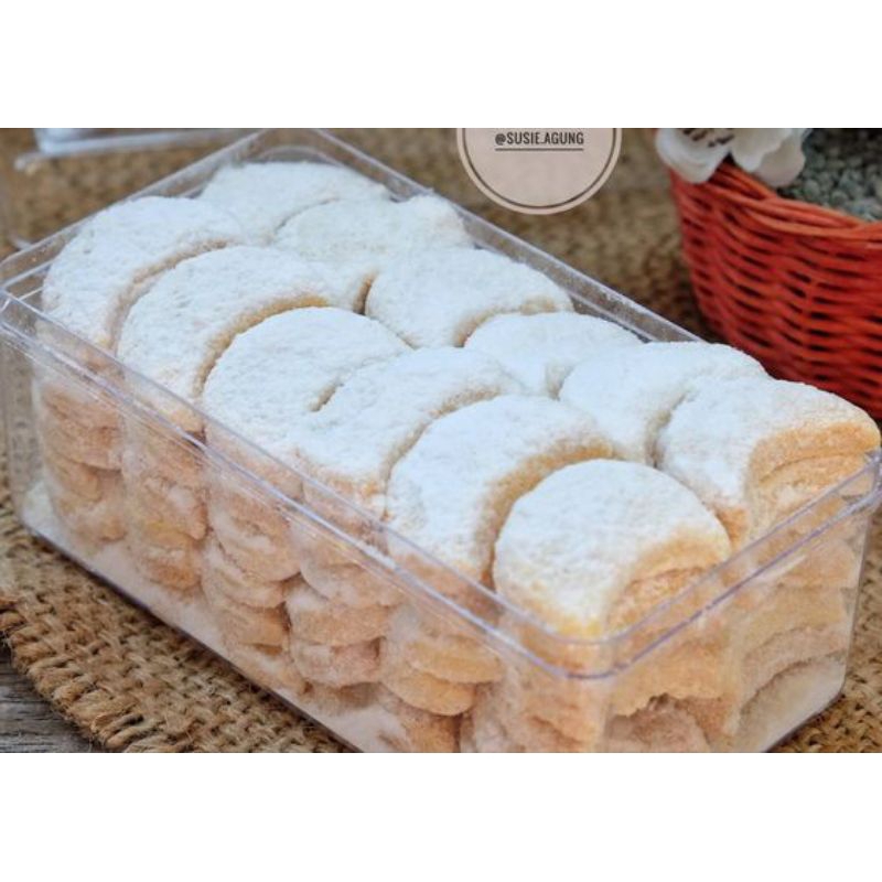 

kue putri salju, enak empuk & gurih