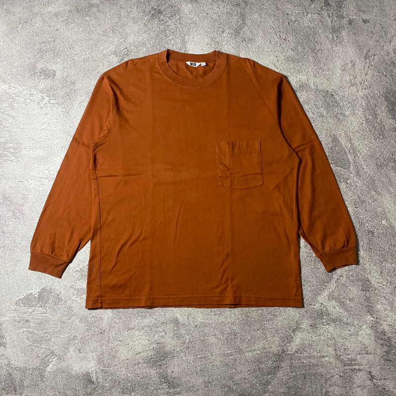 Uniqlo Longsleeve Pocket Tee original termurah