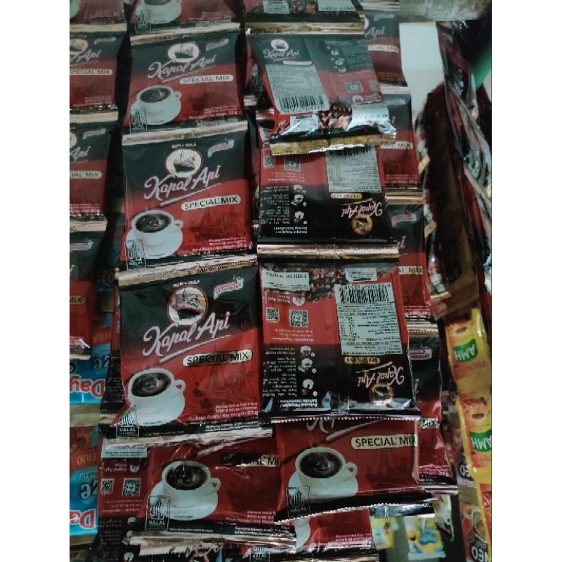 

Kopi kapal api spesial mix+gula 2 renceng 20 sachet