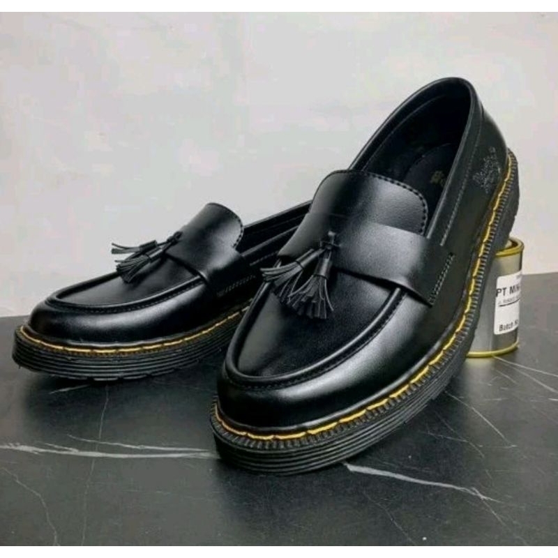 SEPATU PRIA CASUAL DOCKMAR LOAFERS FREEBOX/SEPATU PRIA FORMAL DOCMART LOAFERS /SEPATU PRIA PENTOFEL 