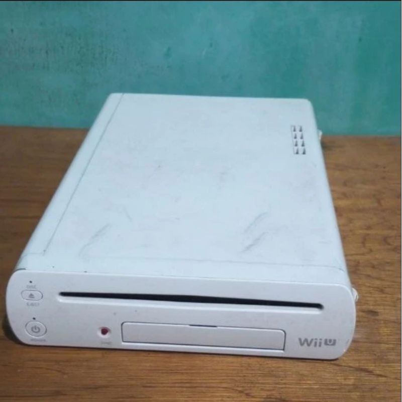 Nintendo wii u putih Bekas CFW