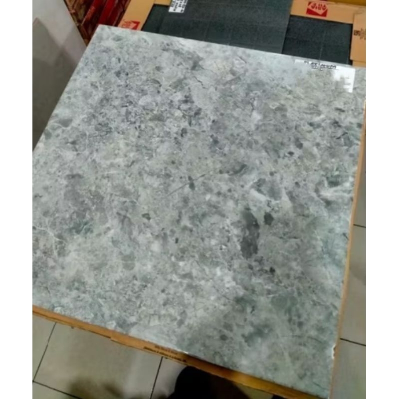Keramik Lantai Platinum Dallas Grey 50x50 kw1