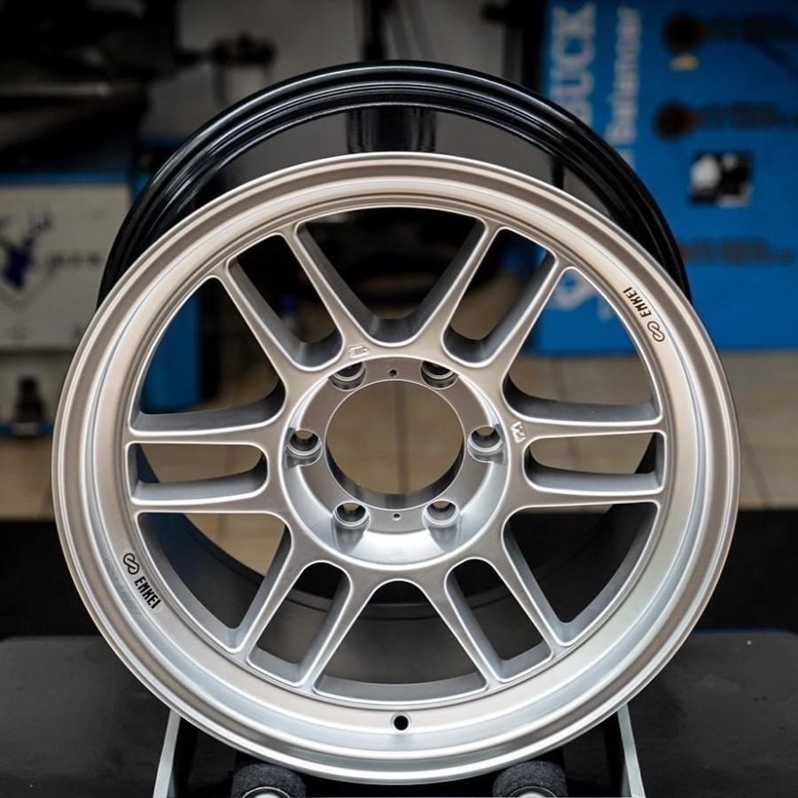 velg racing r18 lebar 9,5 ENKEI RPF1 R18 pajero fortuner Hilux Triton