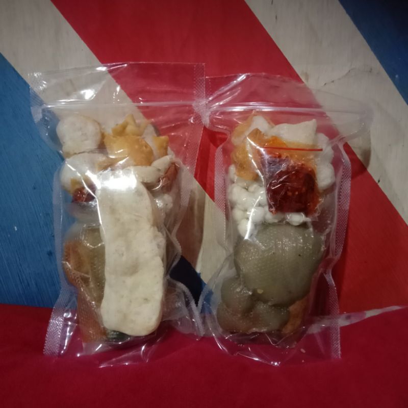 

2 Bungkus Baso Aci Ayam Suwir Enak Mantap