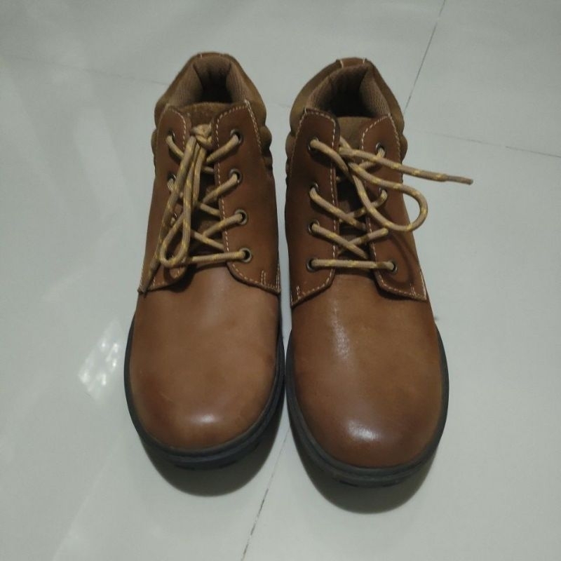 sepatu pria suede JIM JOKER PRELOVED SZ.39