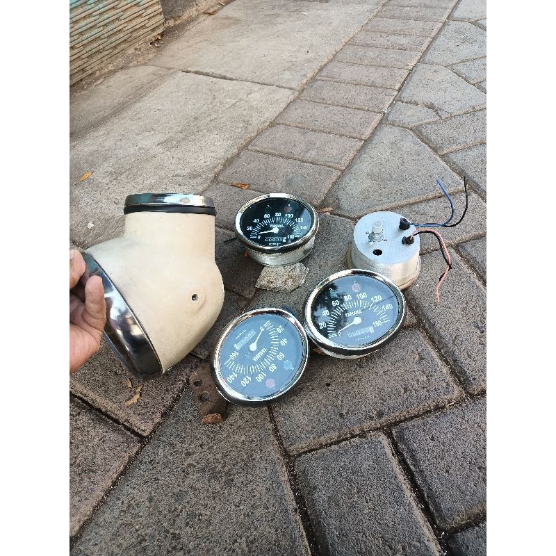 Batok lampu YL 1 YASI set Spido (Viber )batok lampu Yamaha Yasi handmade ya PNP cb