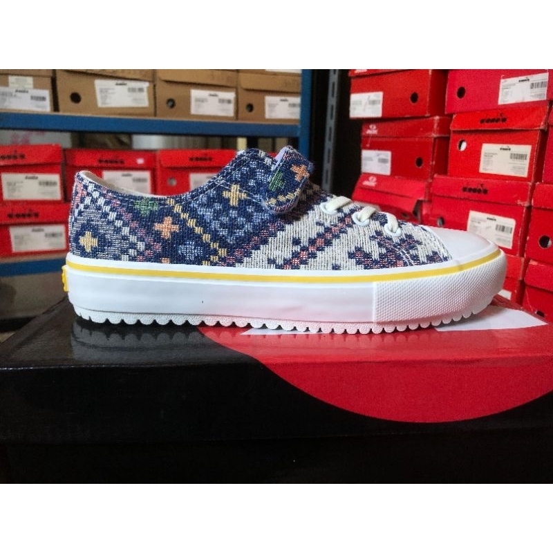 BIG SALE Airwalk Tiara kids Diskon 70%