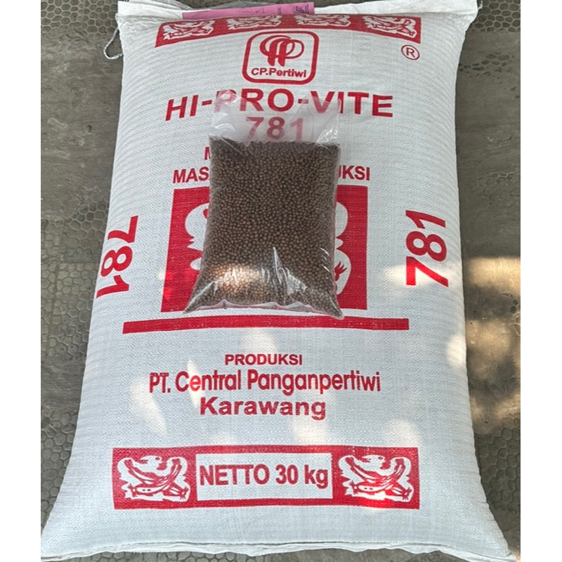 Pakan Ikan Hi Pro Vite 781