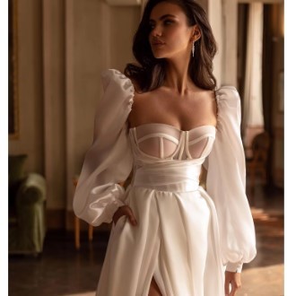 WEDDING DRESS SATIN LENGAN PANJANG / WEDDING GOWN  / GAUN PERNIKAHAN SIMPLE