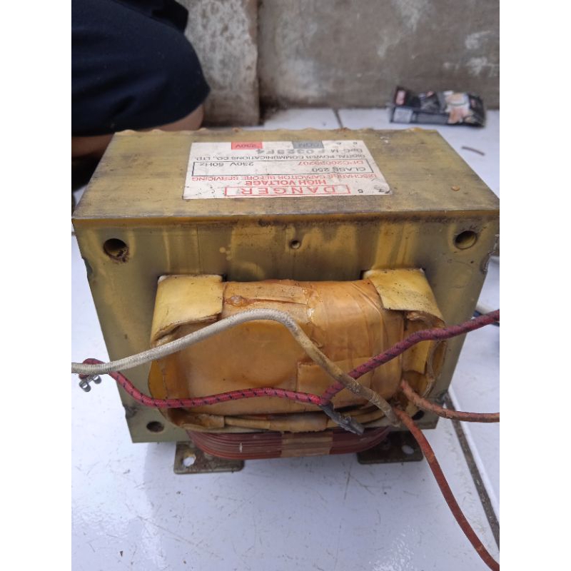 TRAVO MICROWAVE MENUMASTER WATT BESAR