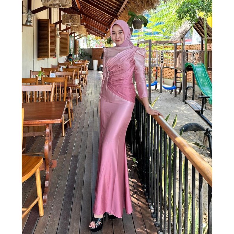 gaun kondangan gradasi dress simple Bridesmaid dress