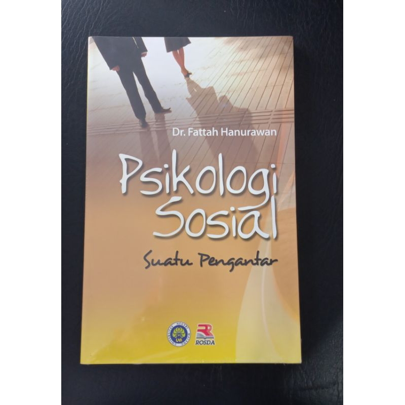 Buku psikologi sosial suatu pengantar