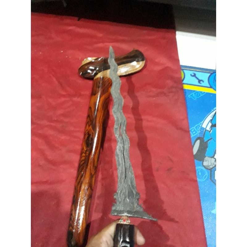 keris omyang jimbe pamengkang jagad