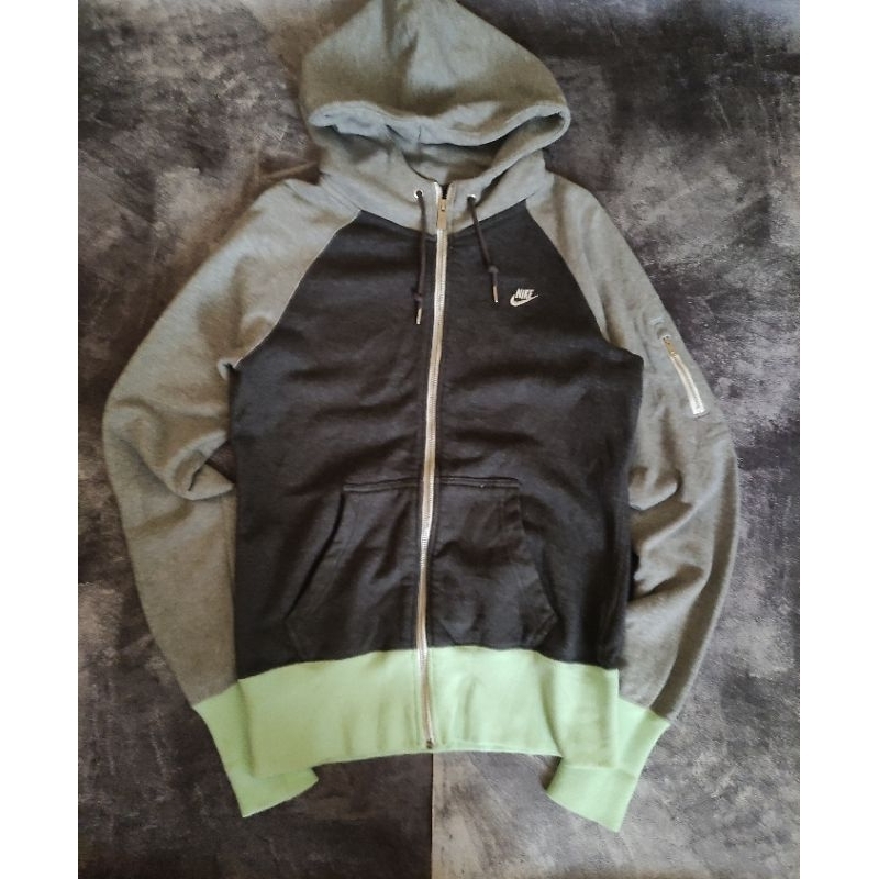 Nike sportwear hoodie zipper