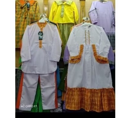 Seragam  Anak TK/PAUD Muslim/Koko Putih List Kotak Orange