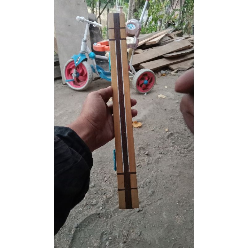 pegangan pintu dari kayu jati