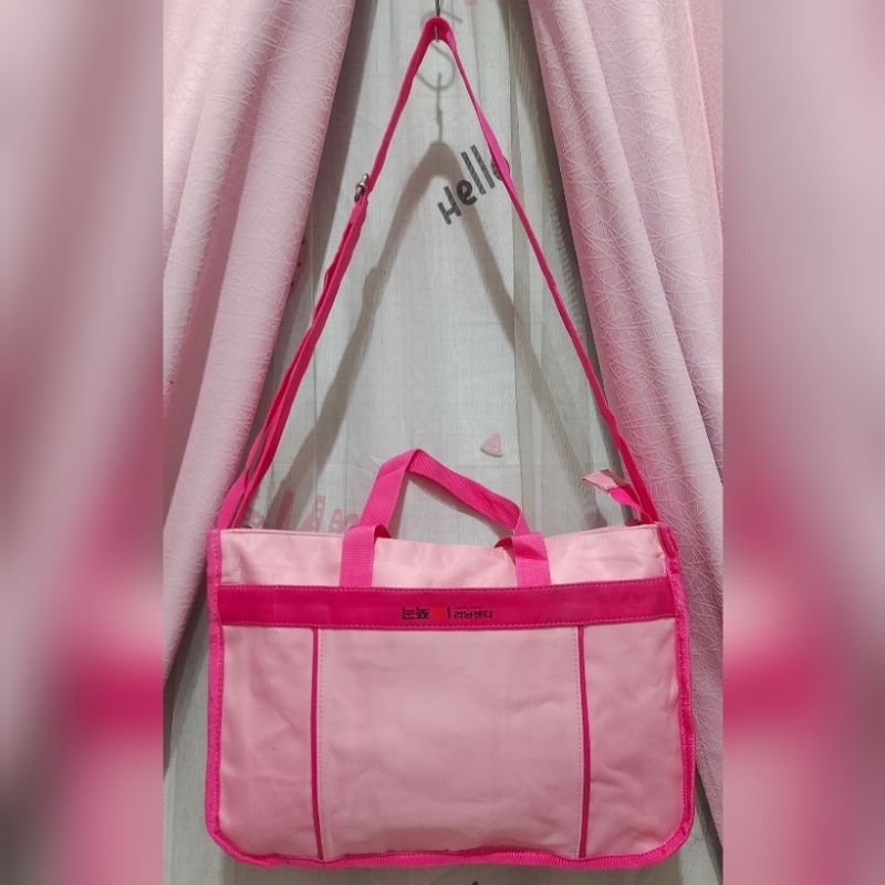 tas sling bag wanita. tas sling bag preloved. tas nylon