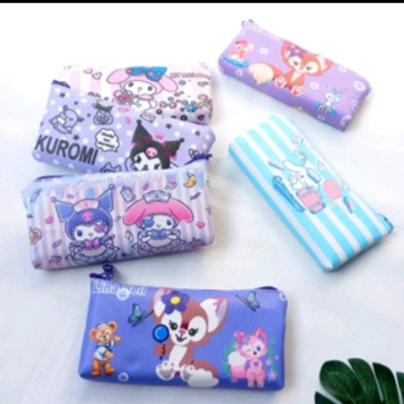 

Tempat pensil gepeng karakter sanrio A/tempat pensil kain karakter sanrio A/kotak pensil kain sleting karakter sanrio