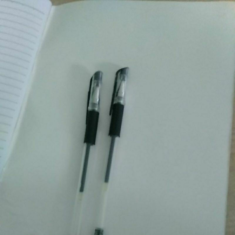 

PULPEN HARIS isi 0.38 (HITAM)