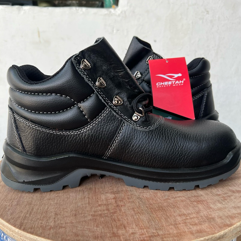 Sepatu Safety Cheetah 7106H / Cheetah Safety Shoes 7106H