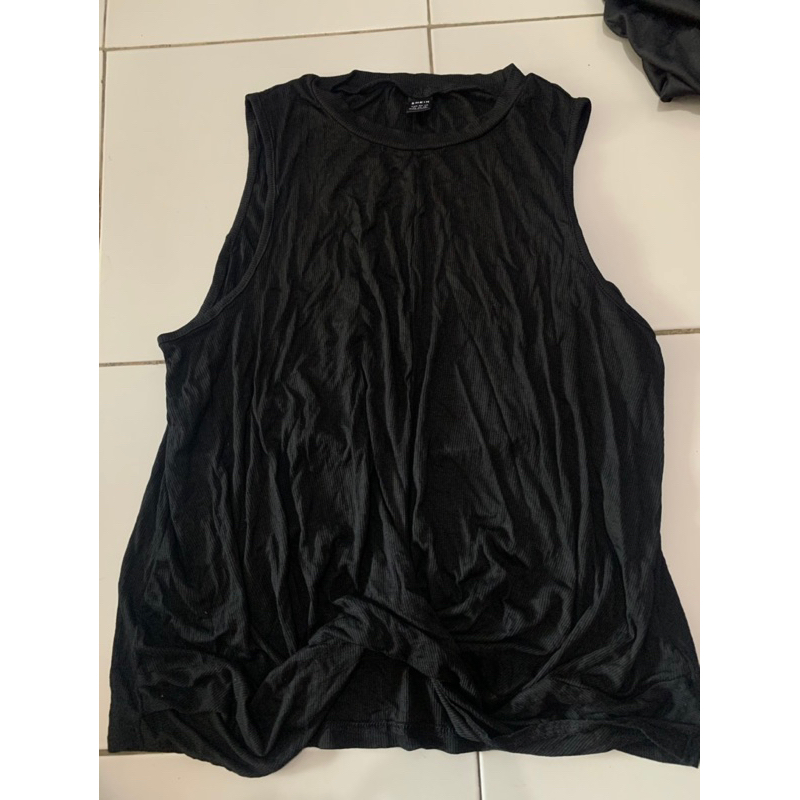 Tanktop Shein hitam/black tanktop