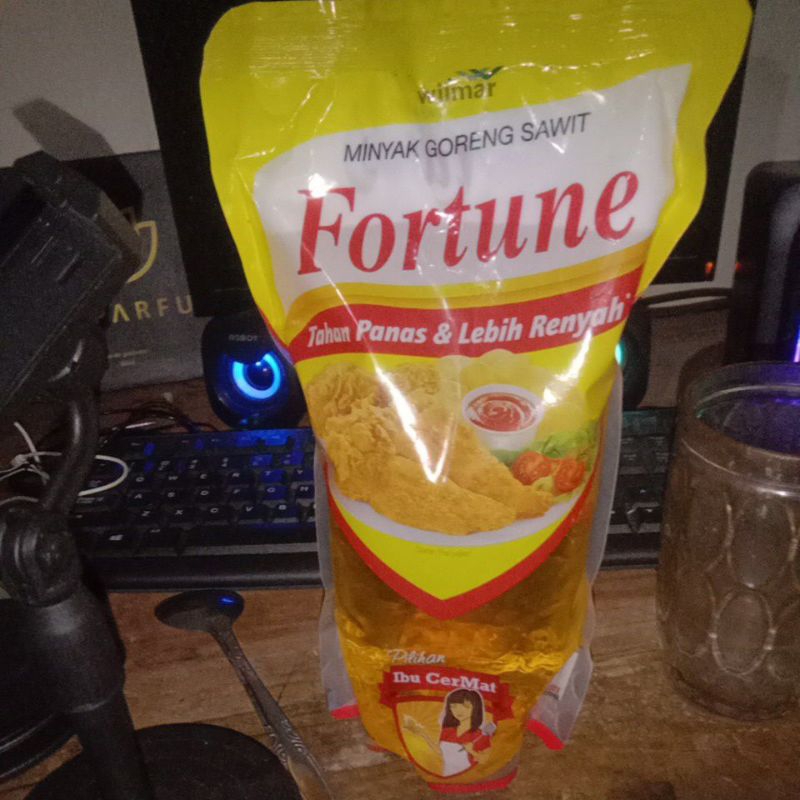 

Minyak goreng 1 liter