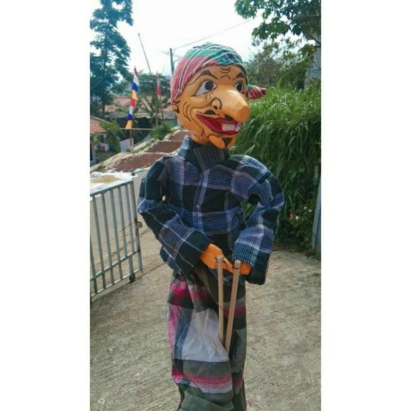 Wayang golek dewala