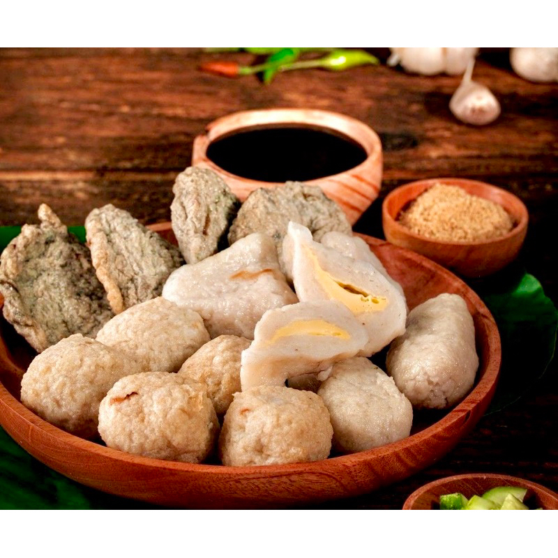 

Pempek Palembang Campur Adaan Kulit KapalSelam Telur Lenjer / Mix Fishcake