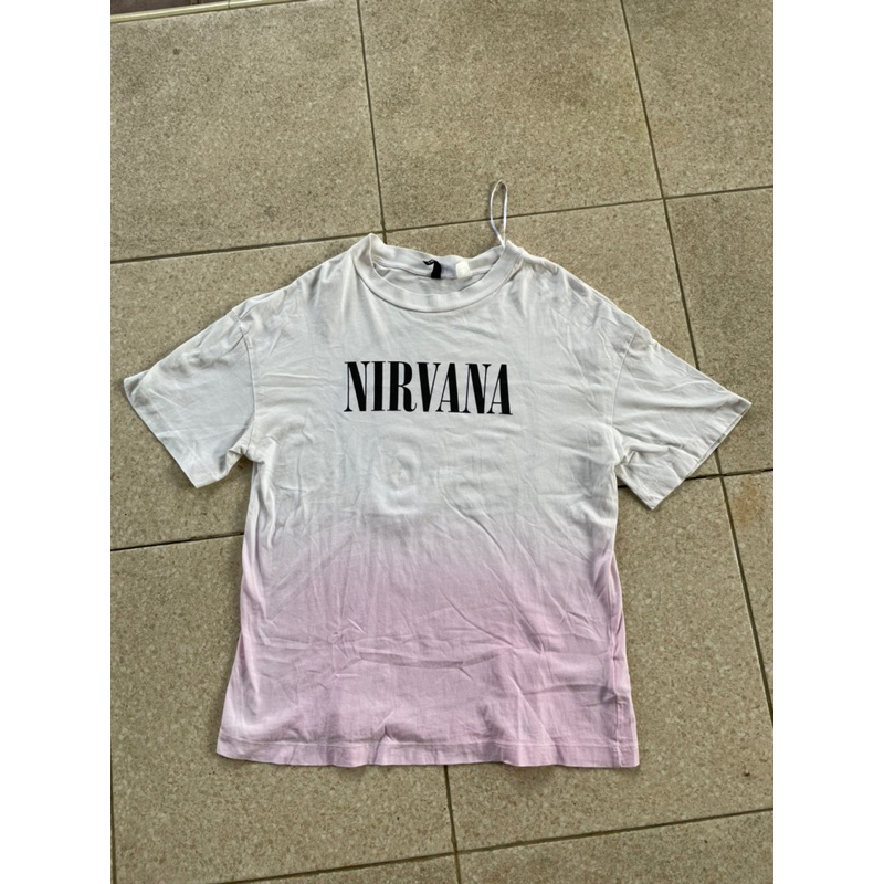 Kaos Nirvana H&M Original Motif Gradient