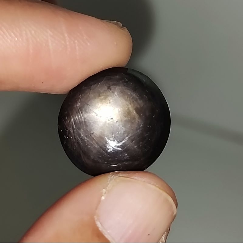 Batu permata natural black star sapphire gondola (D) atau permata ster safir gondola