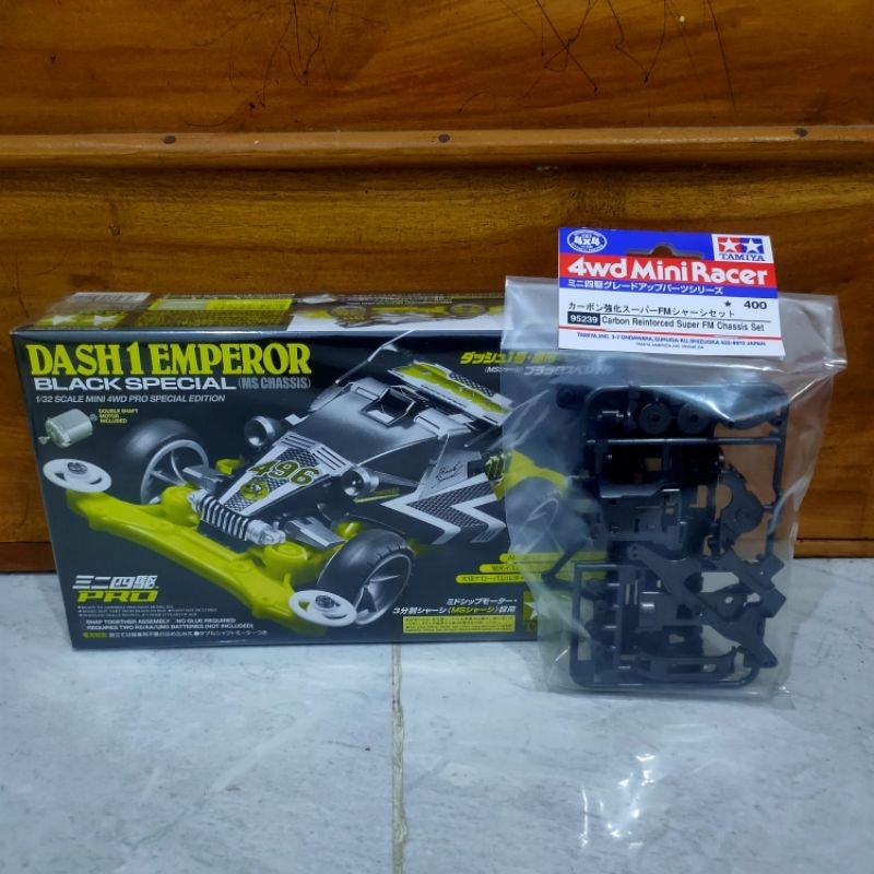 Tamiya 95239 Carbon reinforced super FM chassis set + dash 1 emperor black spesial