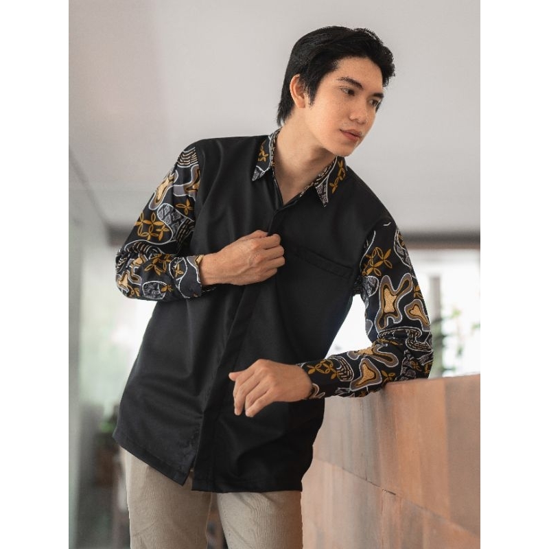 Kemeja Batik Pria NUC.ID Kala 01 (Hitam)