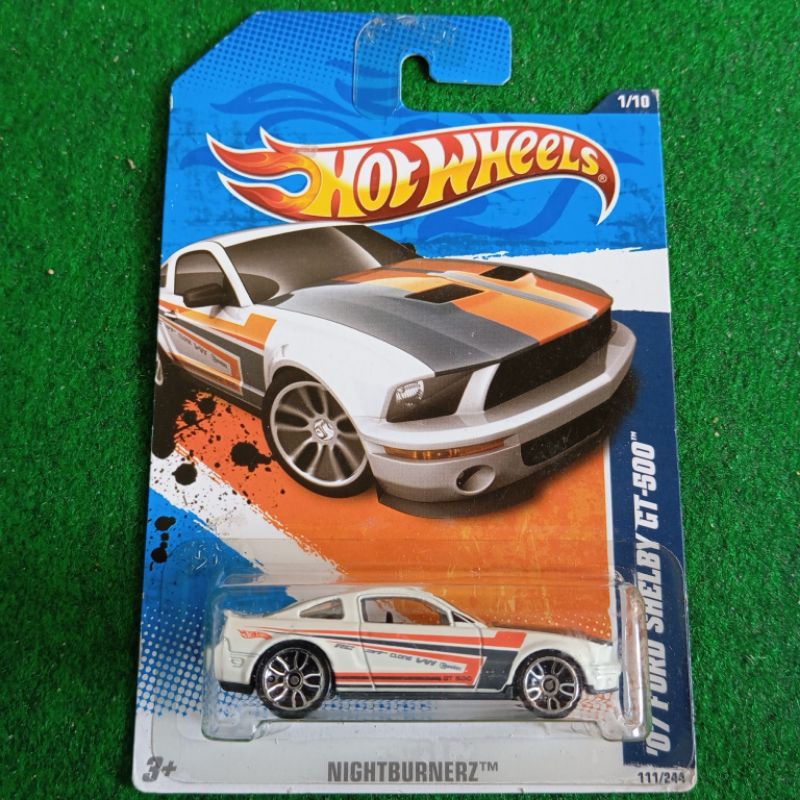 hot wheels hotwheels 07 Ford Shelby GT-500 putih white 2007 blue card nightburnerz