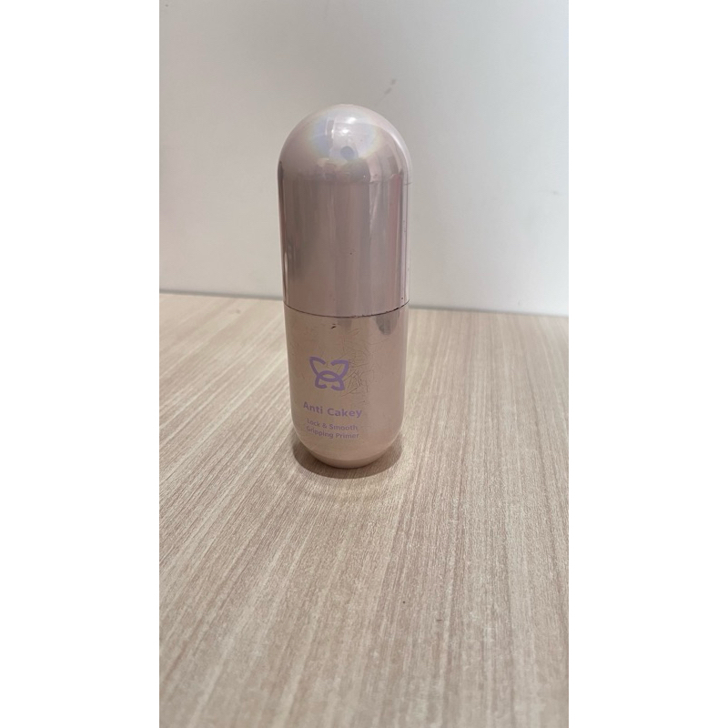 [PRELOVED 90%] Mother of pearl primer