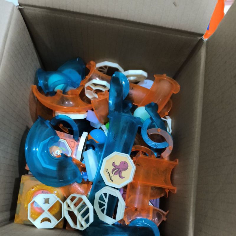 Preloved EZ Link 3D Magnetic Marble Run