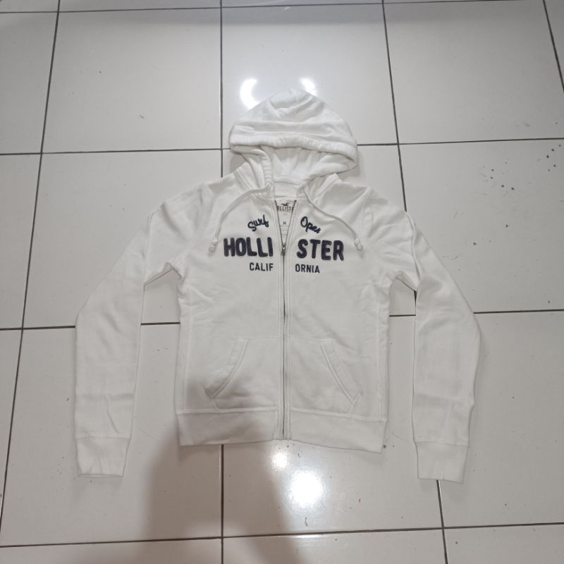 ‼️Hoodie Hollister-HOLLISTER Putih Size M Bordir Zipper aman Karet" aman Full tag second-Secondbrand