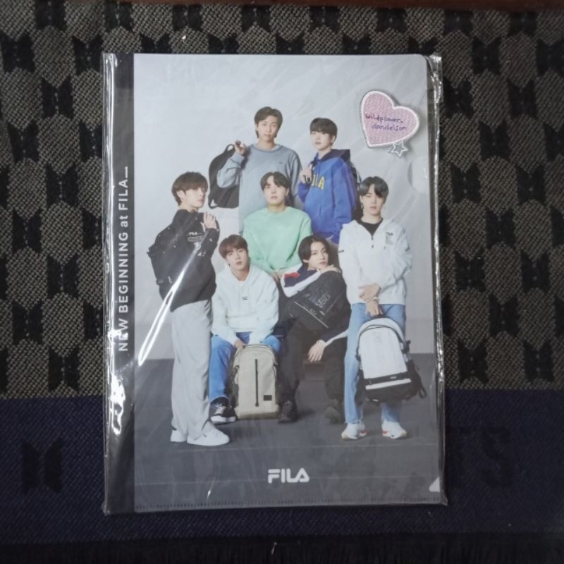 Fila x  BTS
