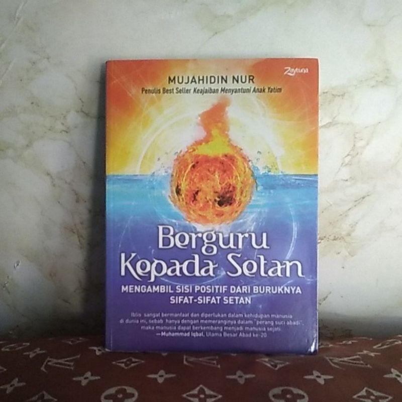 BUKU BERGURU KEPADA SETAN ORIGINAL MUJAHIDIN NUR