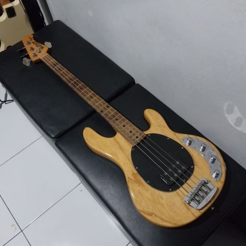 Bass Sterling Ray 34 by Musicman Original