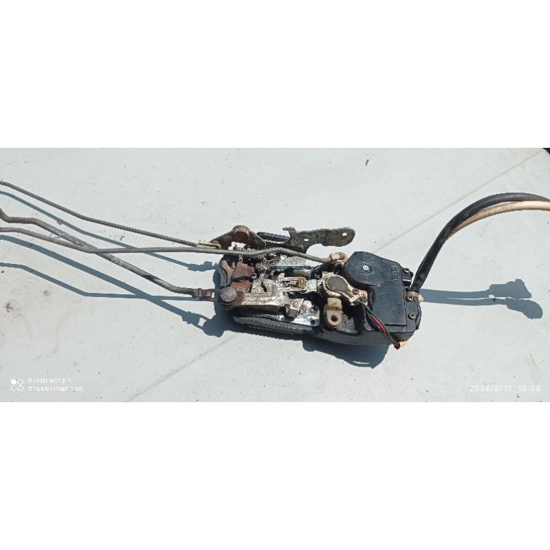 doorlock pintu baleno 1997-2000(depan kanan)