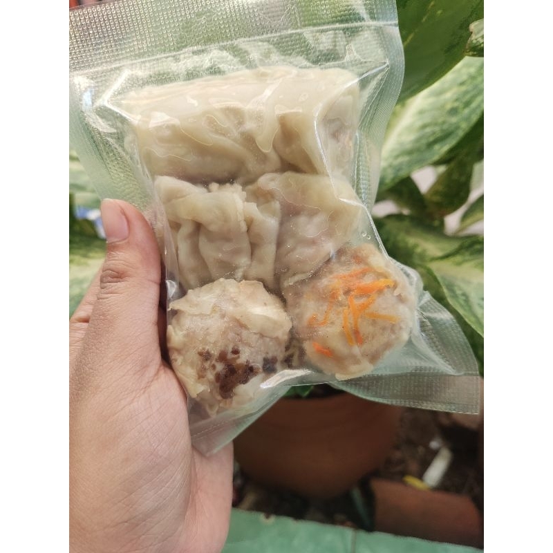 

DIMSUM AYAM FROZEN ISI 4