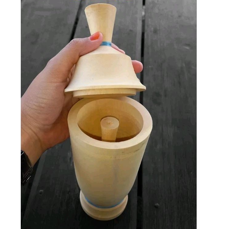 

Pasak Bumi Gelas Asli Kalimantan atau Tongkat Ali