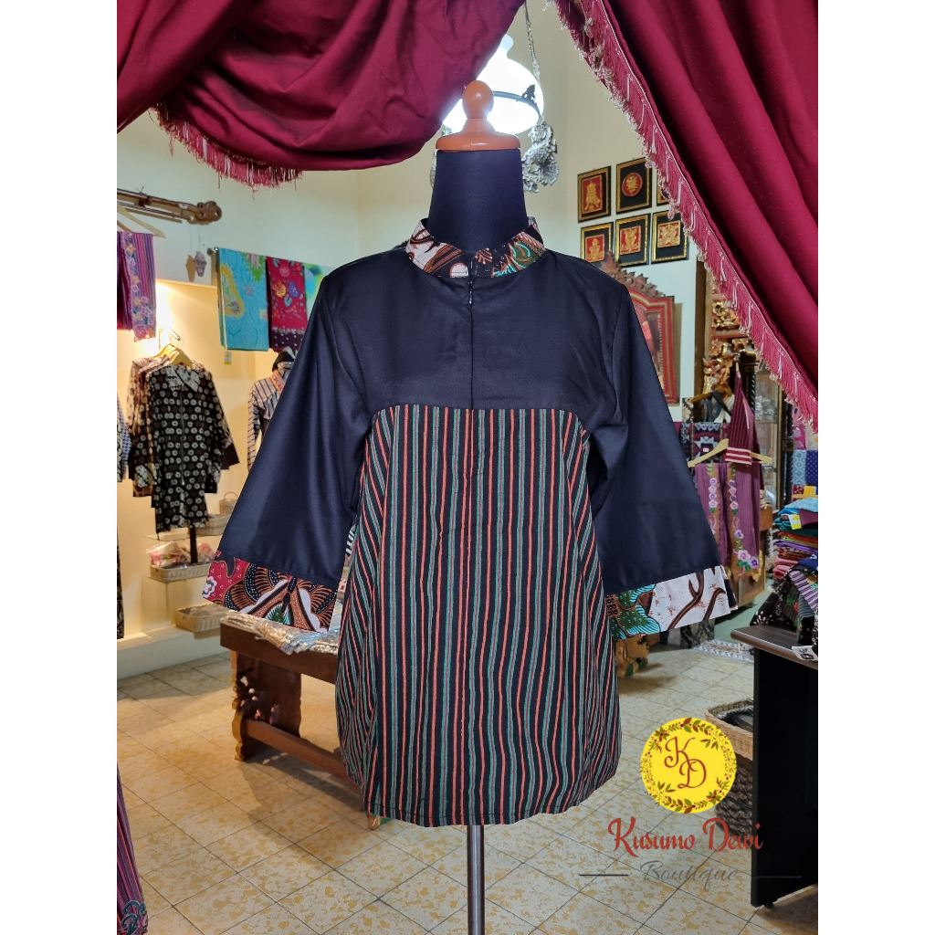 Blouse Lurik Hitam Kombinasi Polos